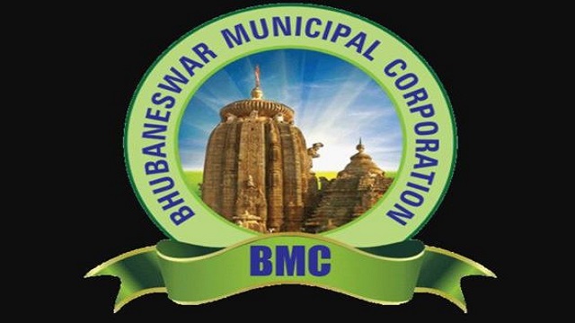 BMC ଅଫିସରେ ପରିସ୍ରା କଲେ ବସ୍ତିବାସିନ୍ଦା